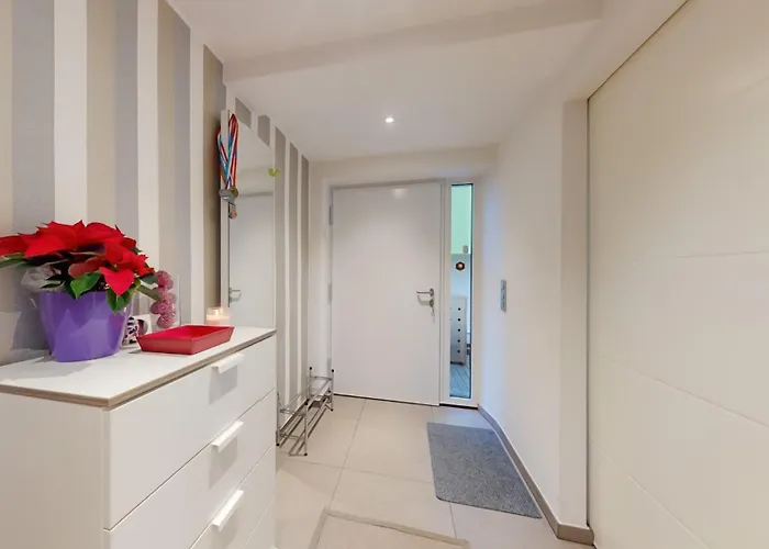 Triplex Cozy Serenity Entree Privee Au Calme Rue Sans Issue *