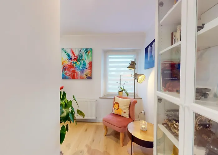 Triplex Cozy Serenity Entree Privee Au Calme Rue Sans Issue